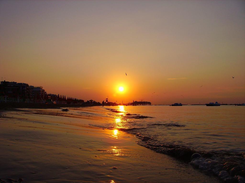 Beach Residence Gabicce Mare Exterior foto