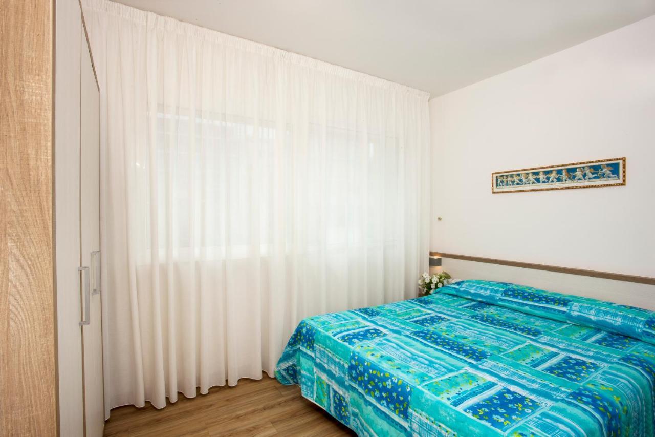 Beach Residence Gabicce Mare Exterior foto